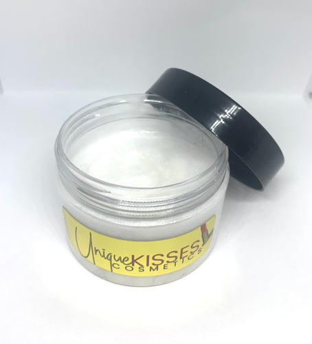 Refreshing Daily Moisturizer - Unique Kisses Cosmetics LLC